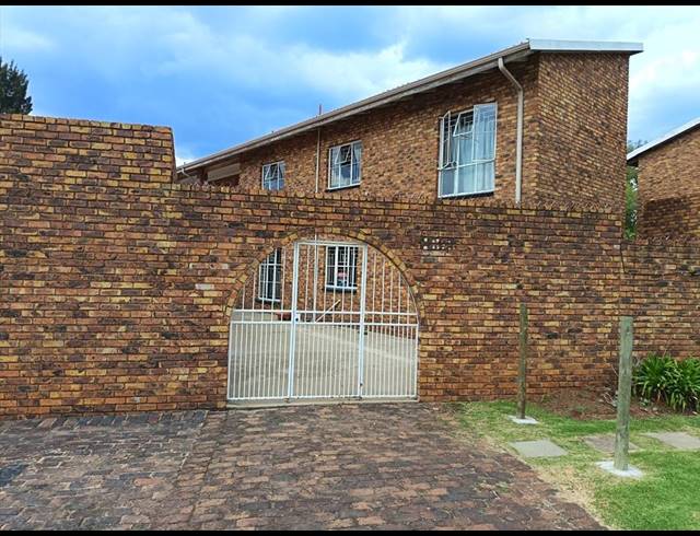 2 BEDROOM APARTMENT FOR SALE IN EDLEEN